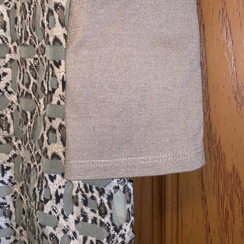 CHICO’s Taupe Leopard Print Mesh Inset Open Front Duster Cardigan - Picture 11 of 16